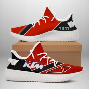 Fox racing motorcycle shoes, Fox racing motocross shoe cleaning tools, Fox racing dual sport motocross boots